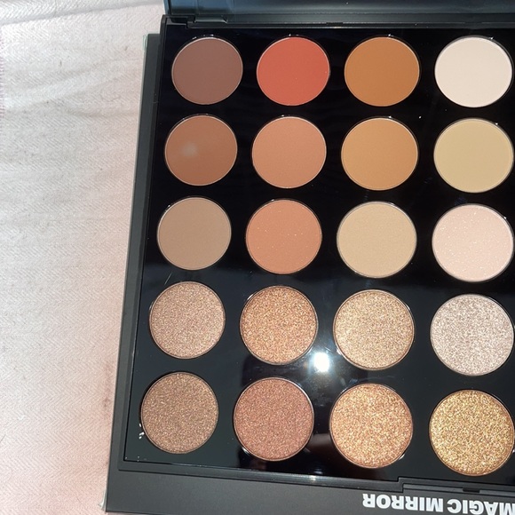 Morphe 35MI Magic Mirror Artistry Palette- NIB - Picture 11 of 12